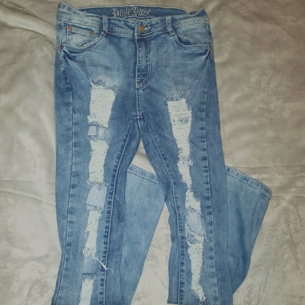 Vintage ripped jeans